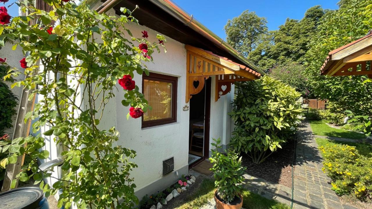 Magnolia Garden Appartement Miskolc Buitenkant foto